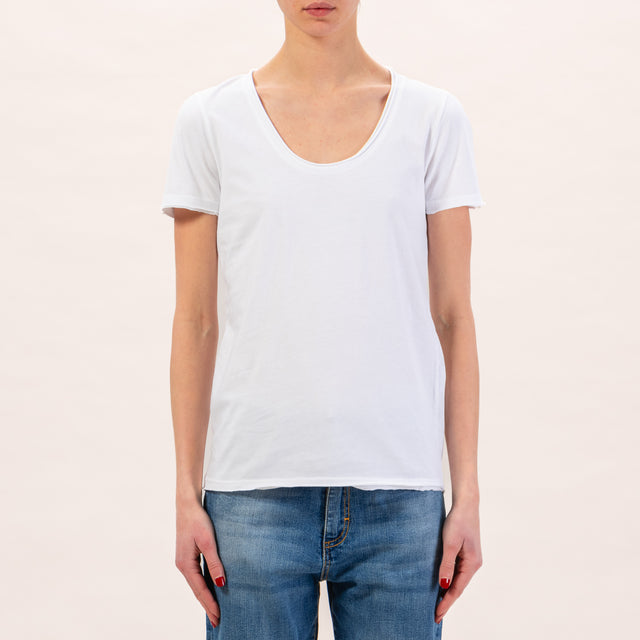 Zeroassoluto-Slimfit low-cut raw cut T-shirt - white