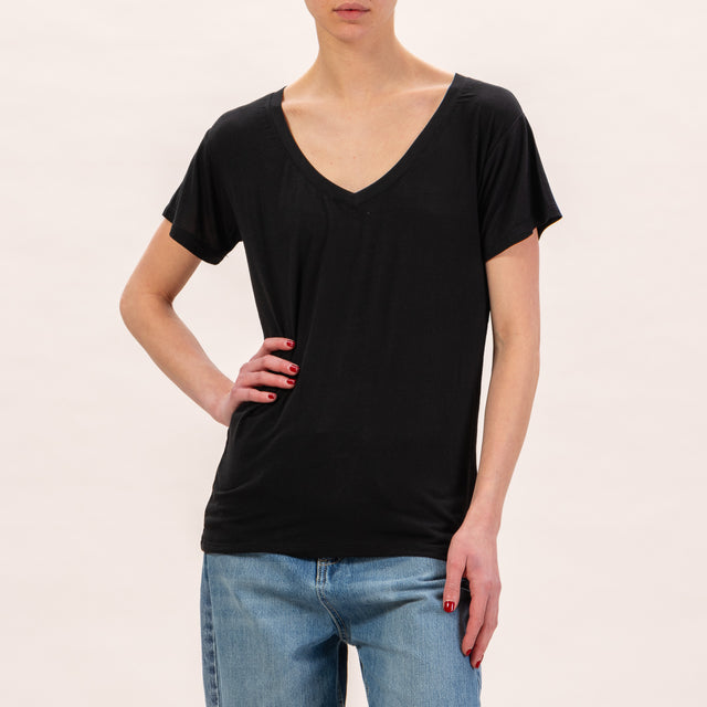 Zeroassoluto-Silk V-Neck T-Shirt - Black