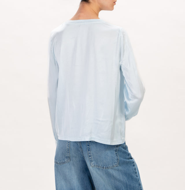 Zeroassoluto-Blusa in satin elasticizzata - cielo