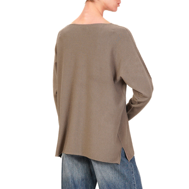 Zeroassoluto-Maglia scollo a v spacchi laterali - taupe