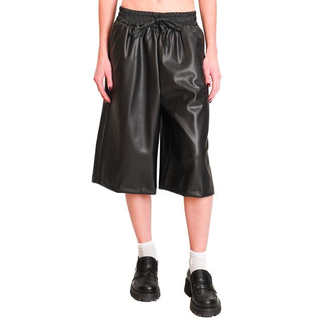 Dixie-Bermuda Faux Leather with Drawstring - Black