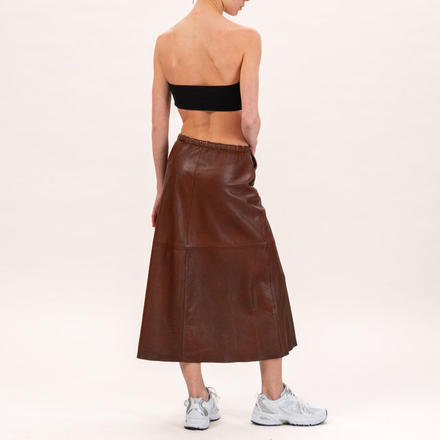 Zeroassoluto-Elastic back skirt genuine leather - chocolate