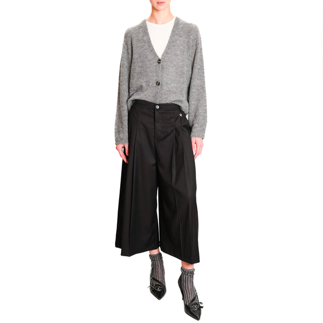 Souvenir-Pants with pleats - black