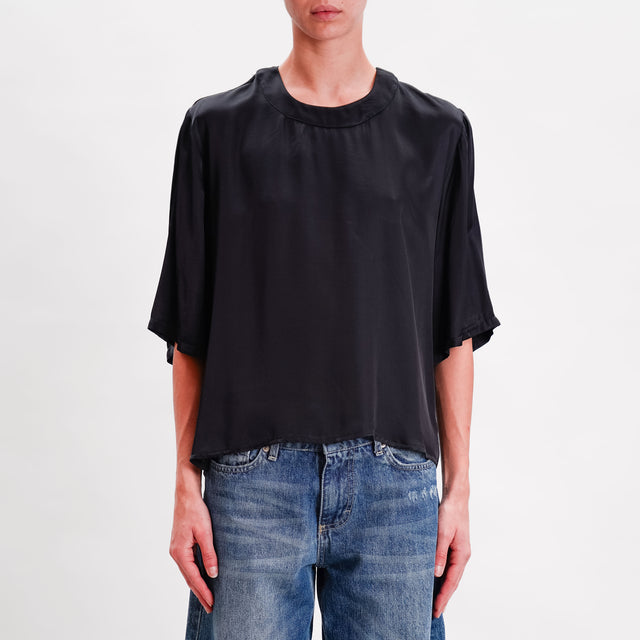 Souvenir-Blusa in satin - nero