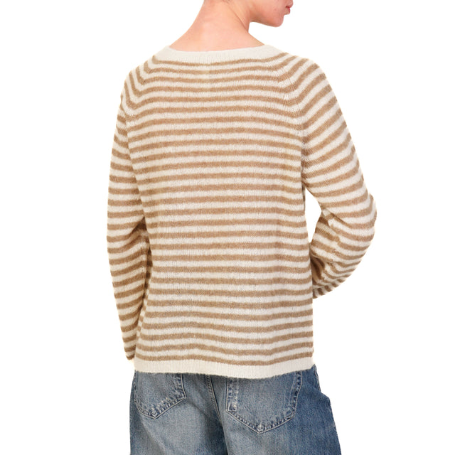 Tensione in-Maglia misto alpaca a righe - panna/camel