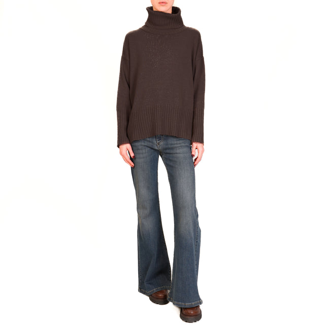 Tensione in-Maglia collo alto misto cashmere - cioccolato