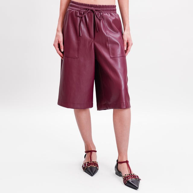 Tension in-Bermuda faux leather elastic waist - Bordeaux