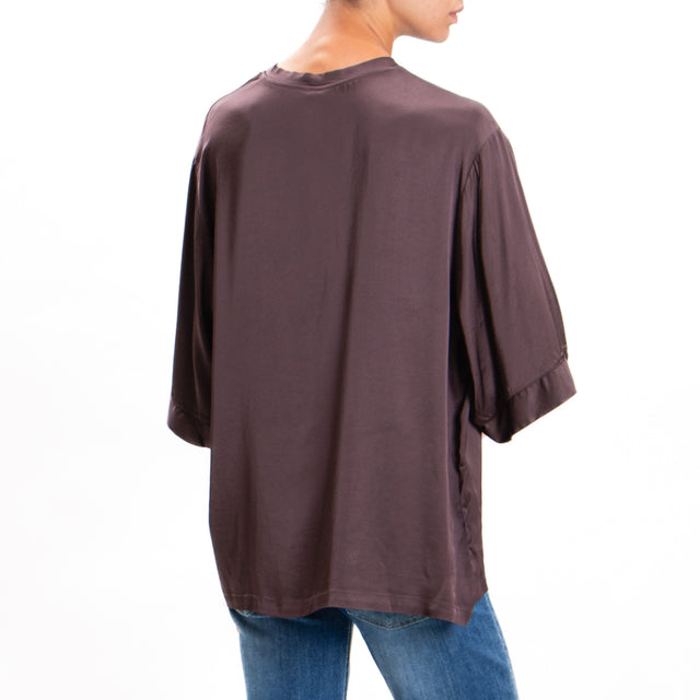 Tensione in-Blusa over in satin elasticizzato - mosto