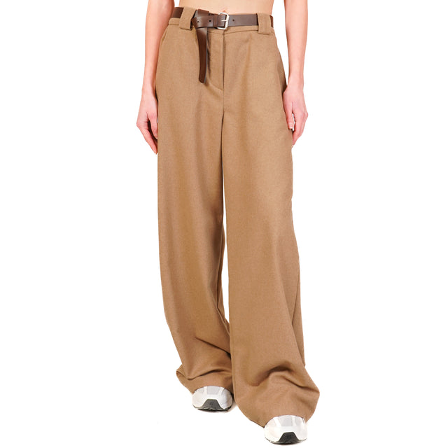 Tensione in-Pantalone palazzo in flanella - camel