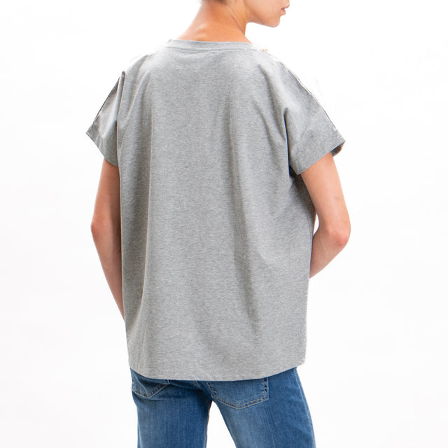 Tensione in-T-shirt scollo a v con ciondoli - grigio