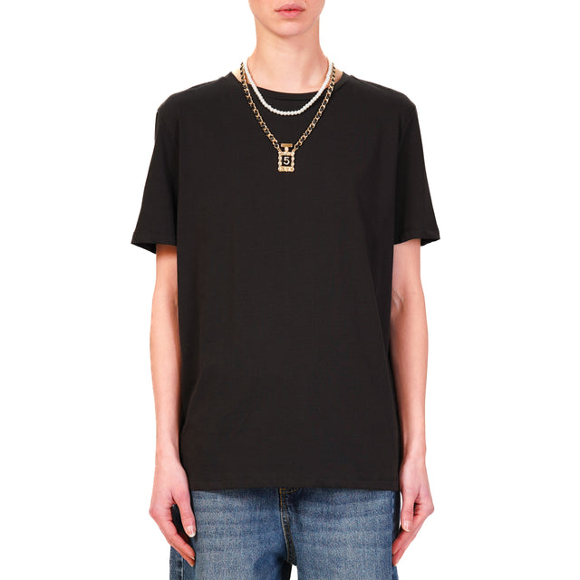 Tensione in-T-shirt con collana - nero