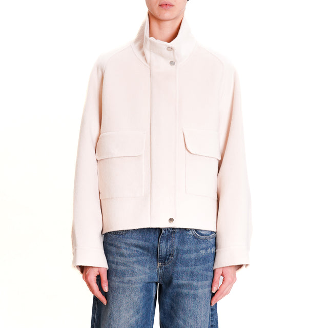 Tension in-Jacket with pockets - cream