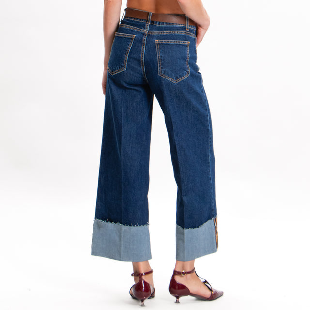 Tensione in-Jeans cropped con risvolto - denim blu