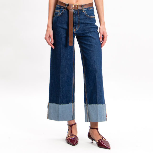 Tensione in-Jeans cropped con risvolto - denim blu