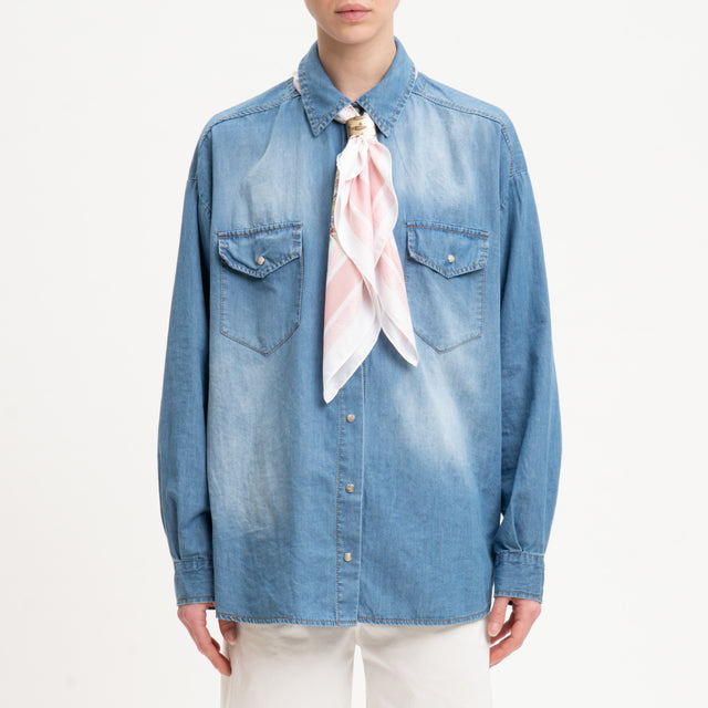 Tensione in-Camicia jeans con foulard - denim/latte/rosa