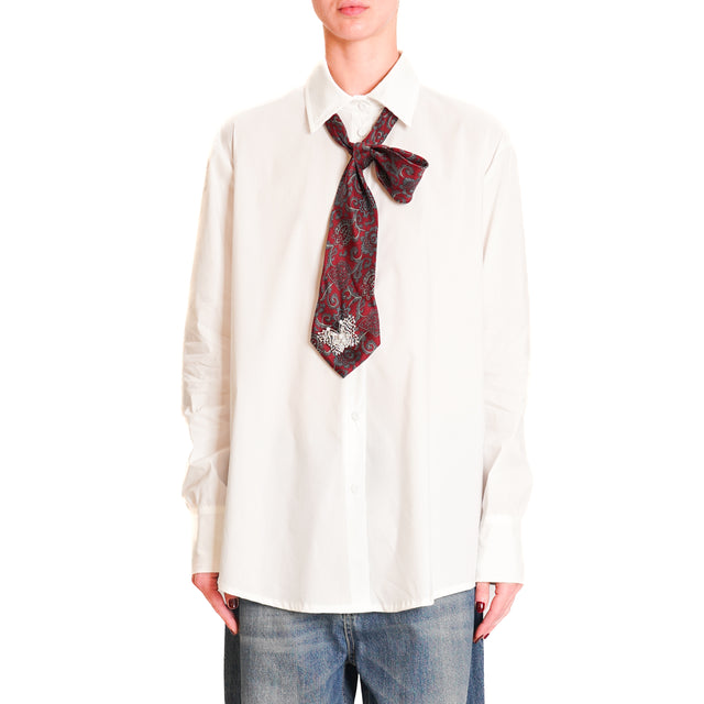 Tension in-Shirt with tie pin detail - white/burgundy/air force