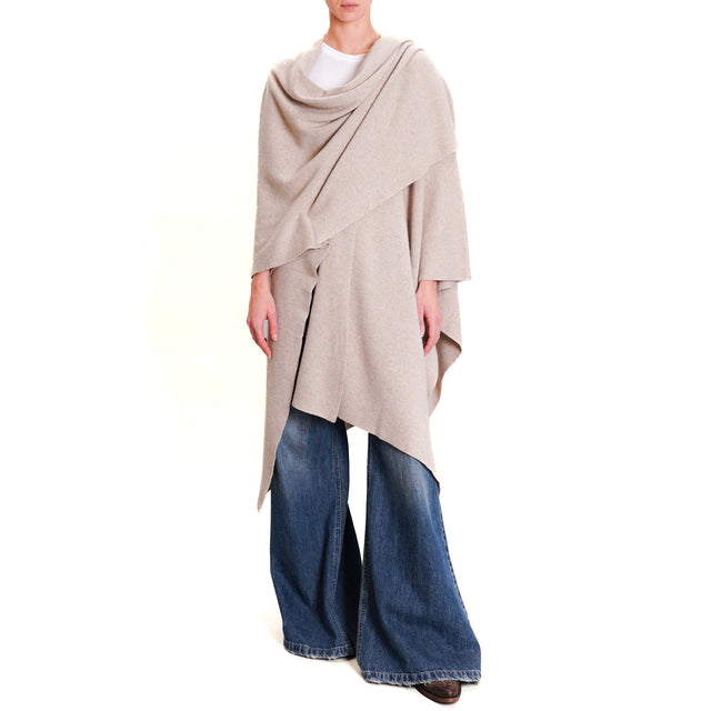 Alley-Knitted Cape - Cacha