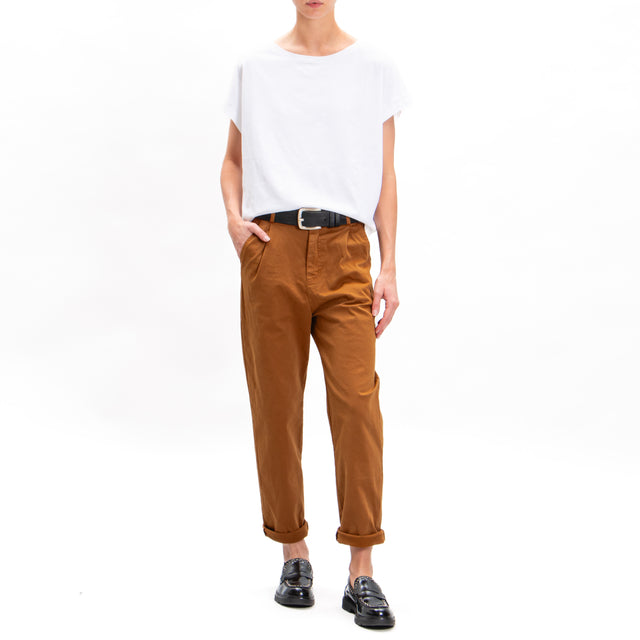 Zeroassoluto-Pantalone LOLA boyfriend cotone elasticizzato - whiskey