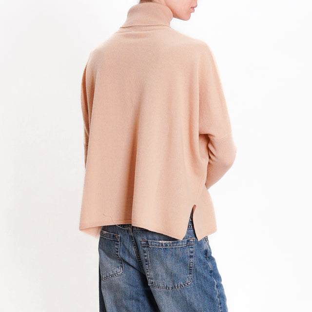 Zeroassoluto-Maglia scatola collo alto 100% lana - beige