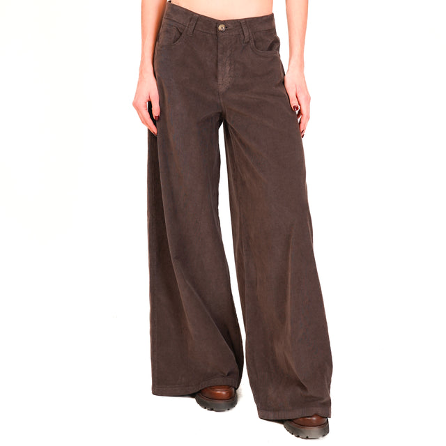 Zeroassoluto-Pantalone LANY wide leg velluto millerighe elasticizzato  - moro