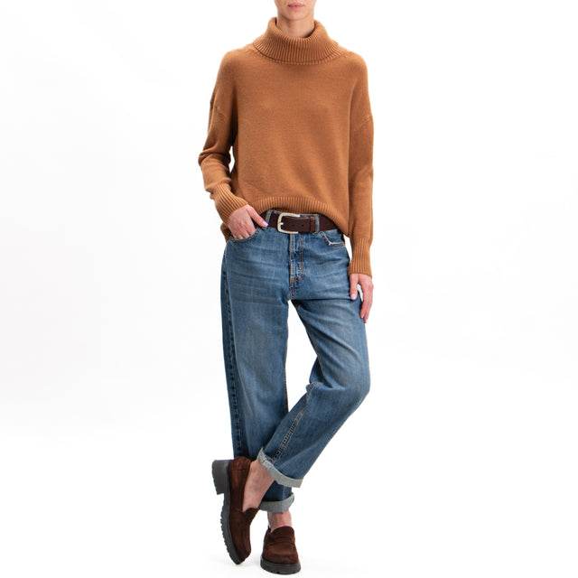 Zeroassoluto-Maglia collo alto - camel