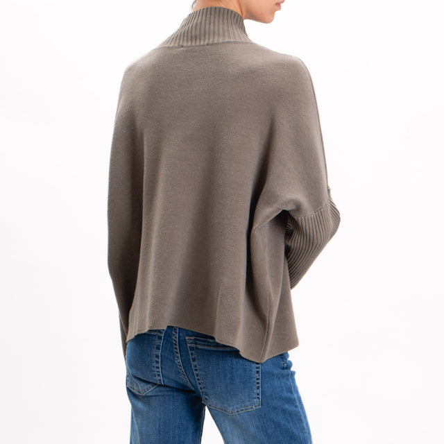 Zeroassoluto-Ribbed sleeve fitted collar sweater - taupe