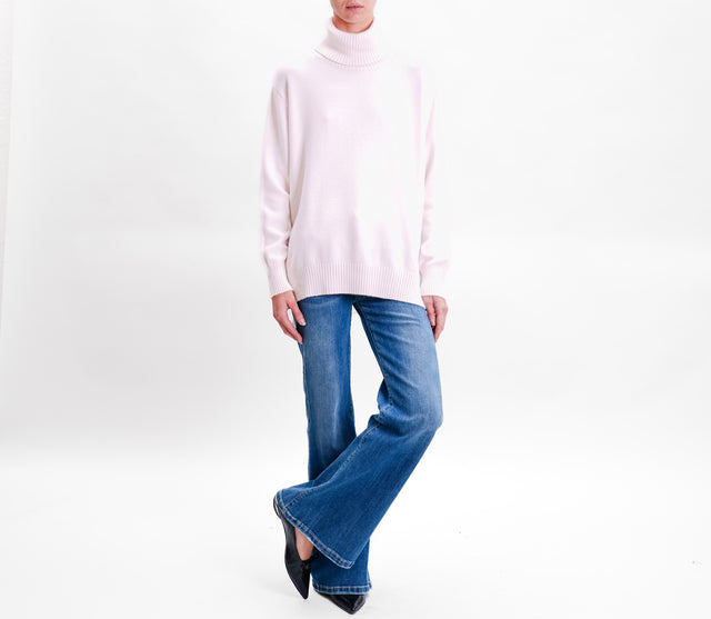 Zeroassoluto-Oversized high neck box sweater with side slits - light pink