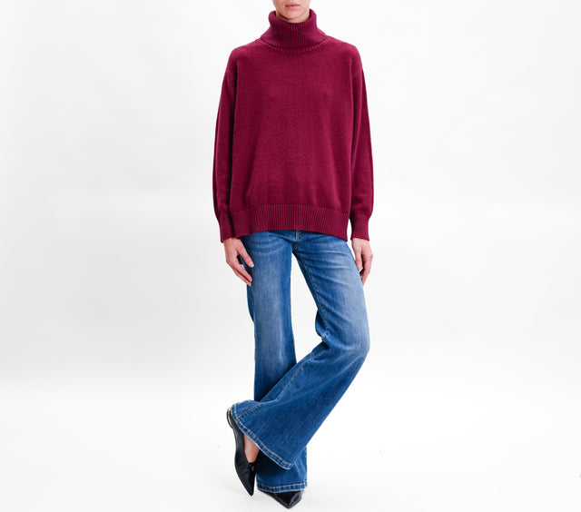 Zeroassoluto-Oversized high neck box sweater with side slits - wine